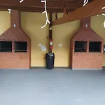 Condominio Encantador com Piscina